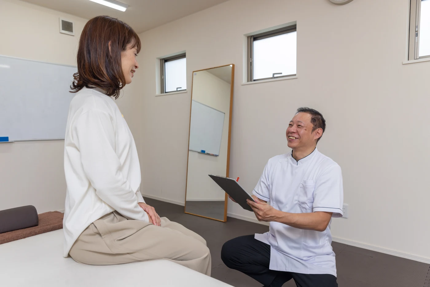 施術前にお話を伺うカウンセリングの様子